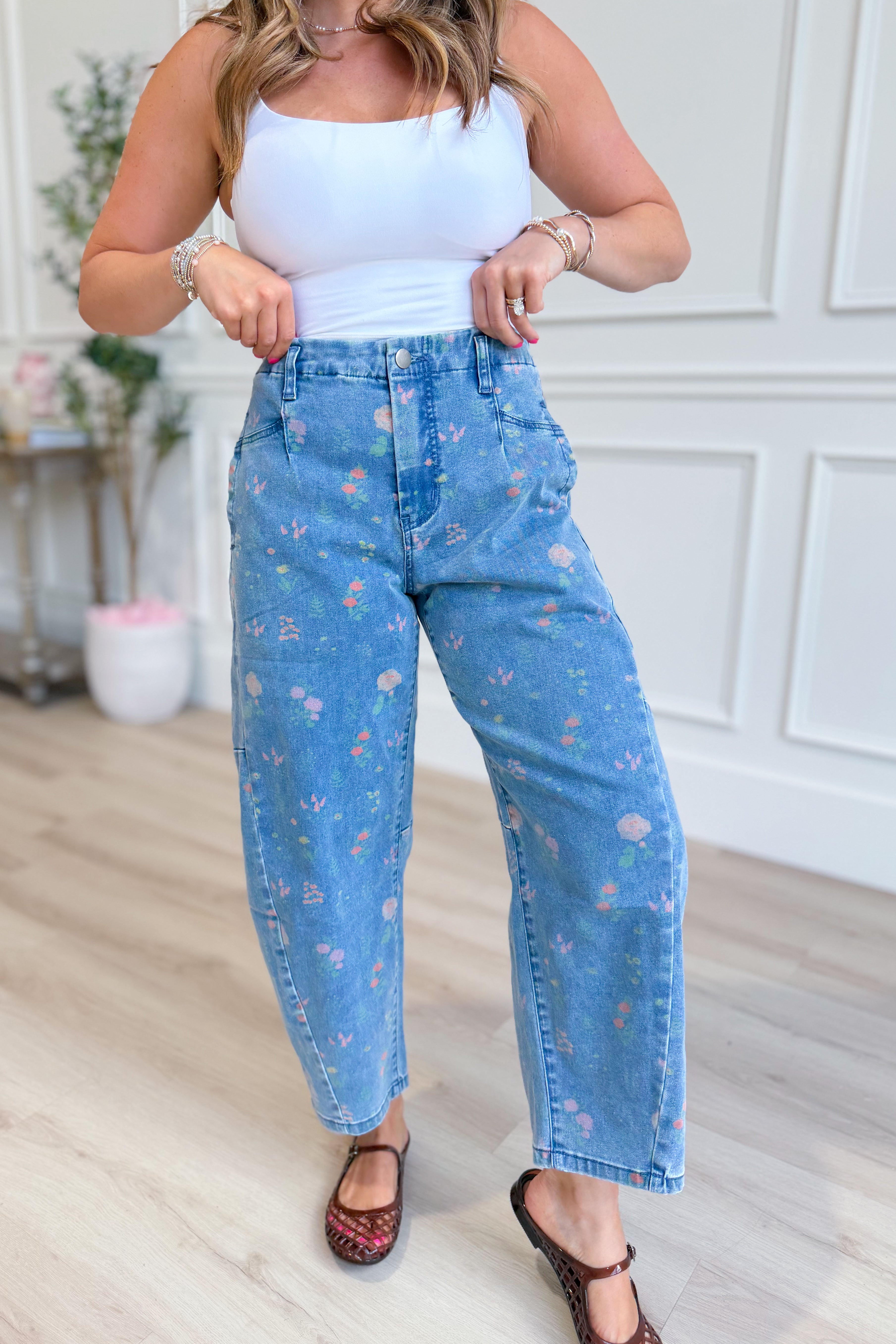 EASEL 147 Novelty Jeans with Chris Flower printed washed denim fabric and stylish fit, featuring intricate floral print details.