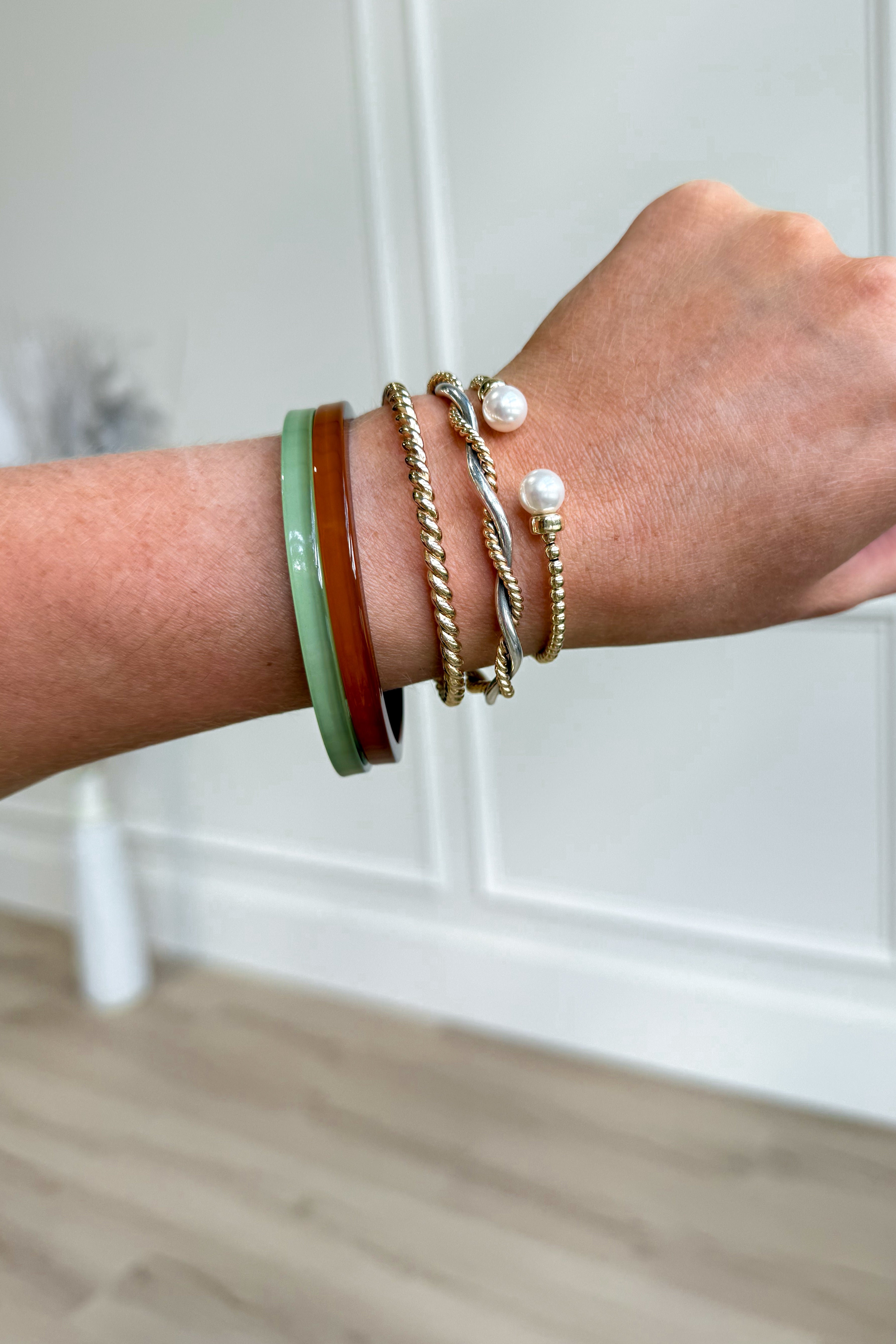 Zenzii Lauren Resin Bangle Bracelet - Be You Boutique