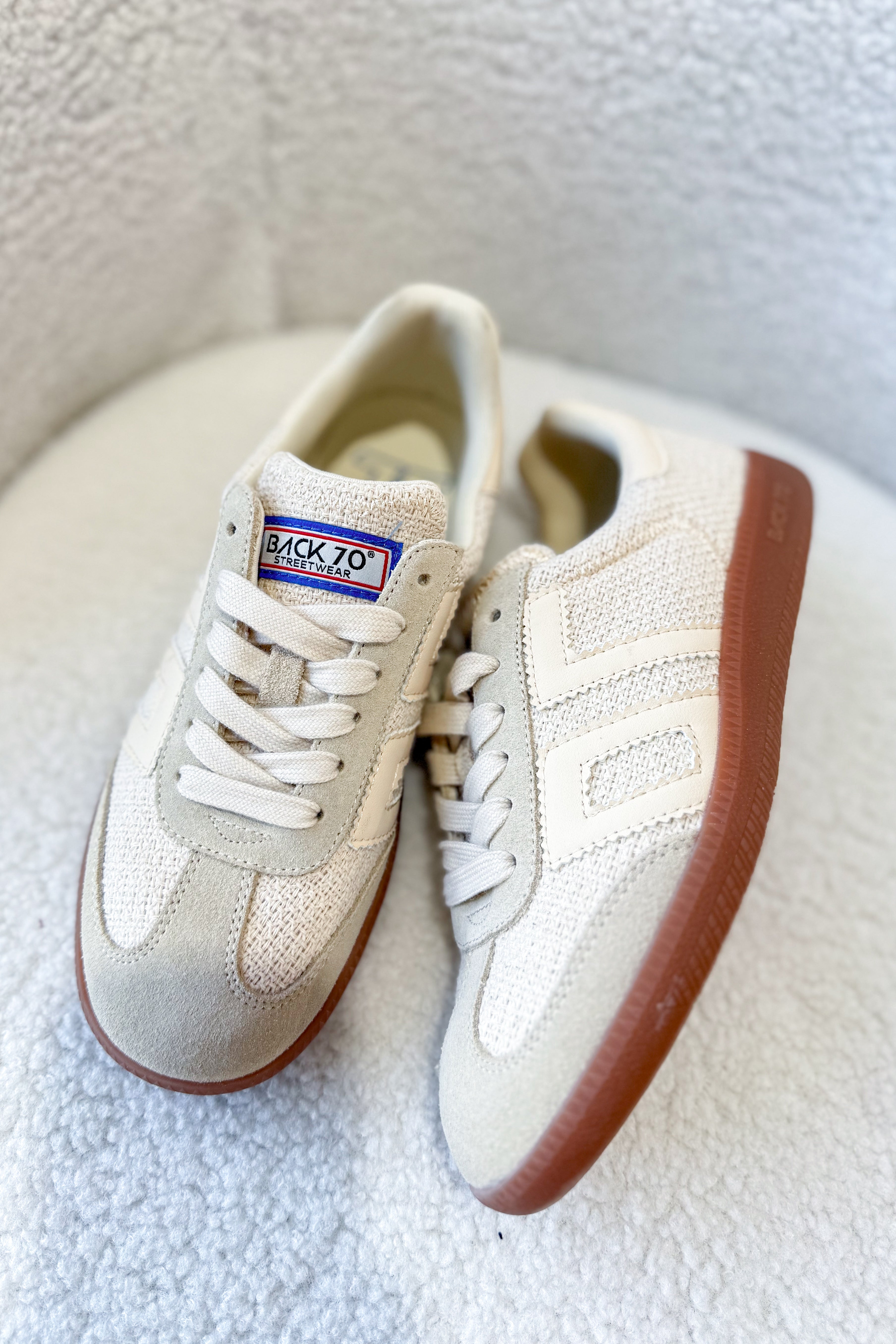 BACK70 IUTA 2512 Sneakers in Beige - Be You Boutique