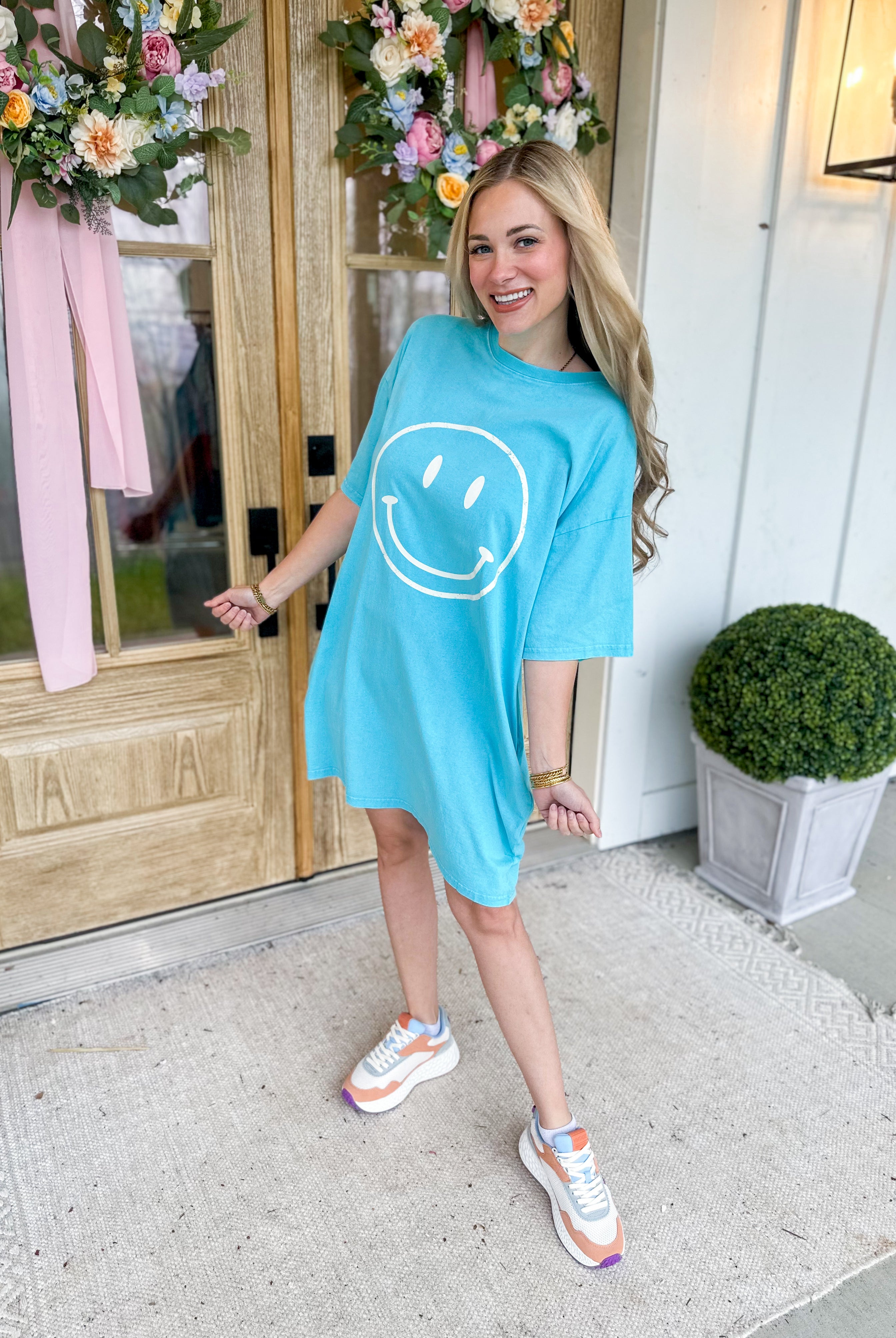 Mia Short Sleeve Happy Face Mineral Washed Cotton Dress - Be You Boutique