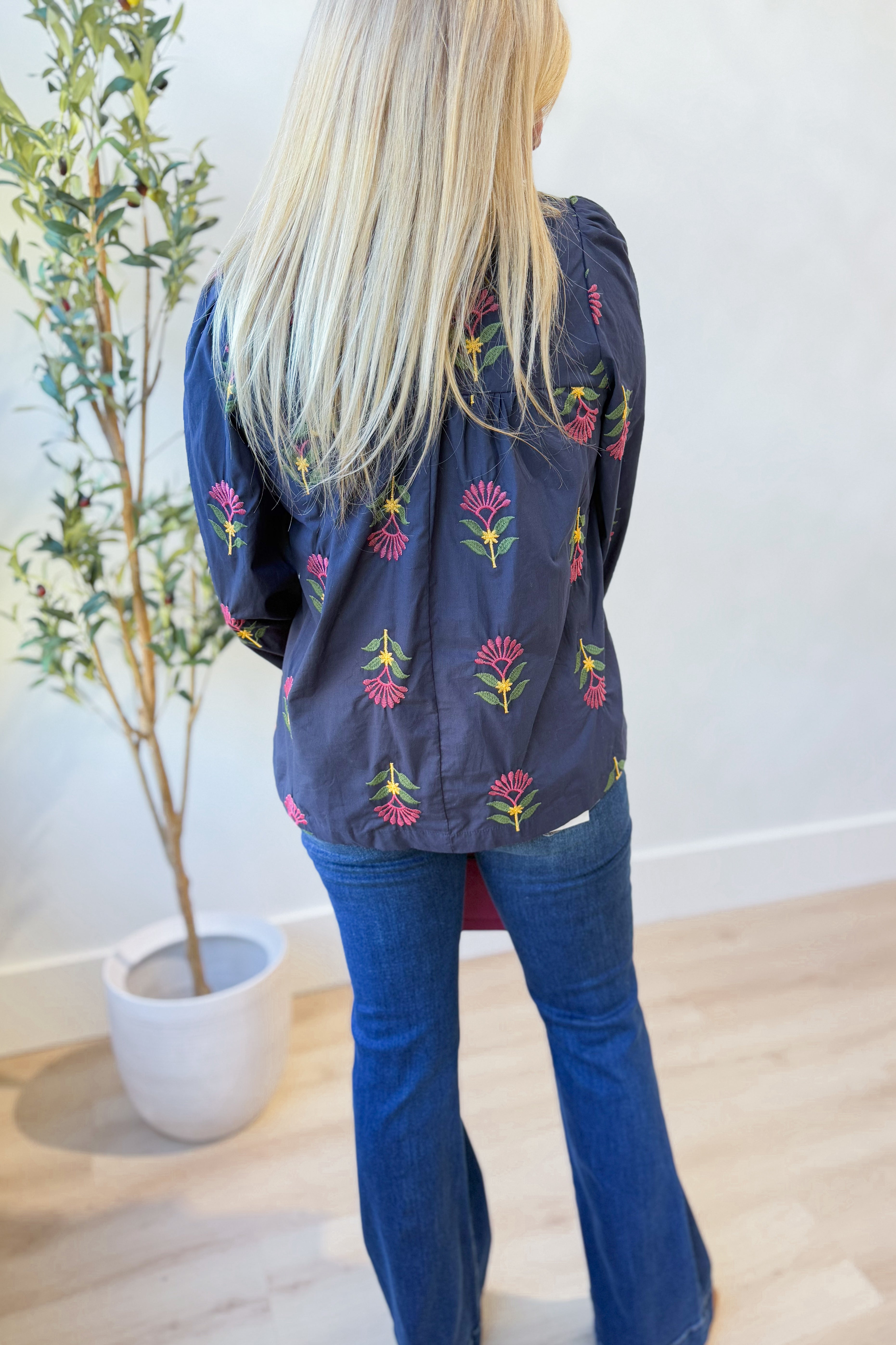 Tori Floral Scallop Trim Top - Be You Boutique