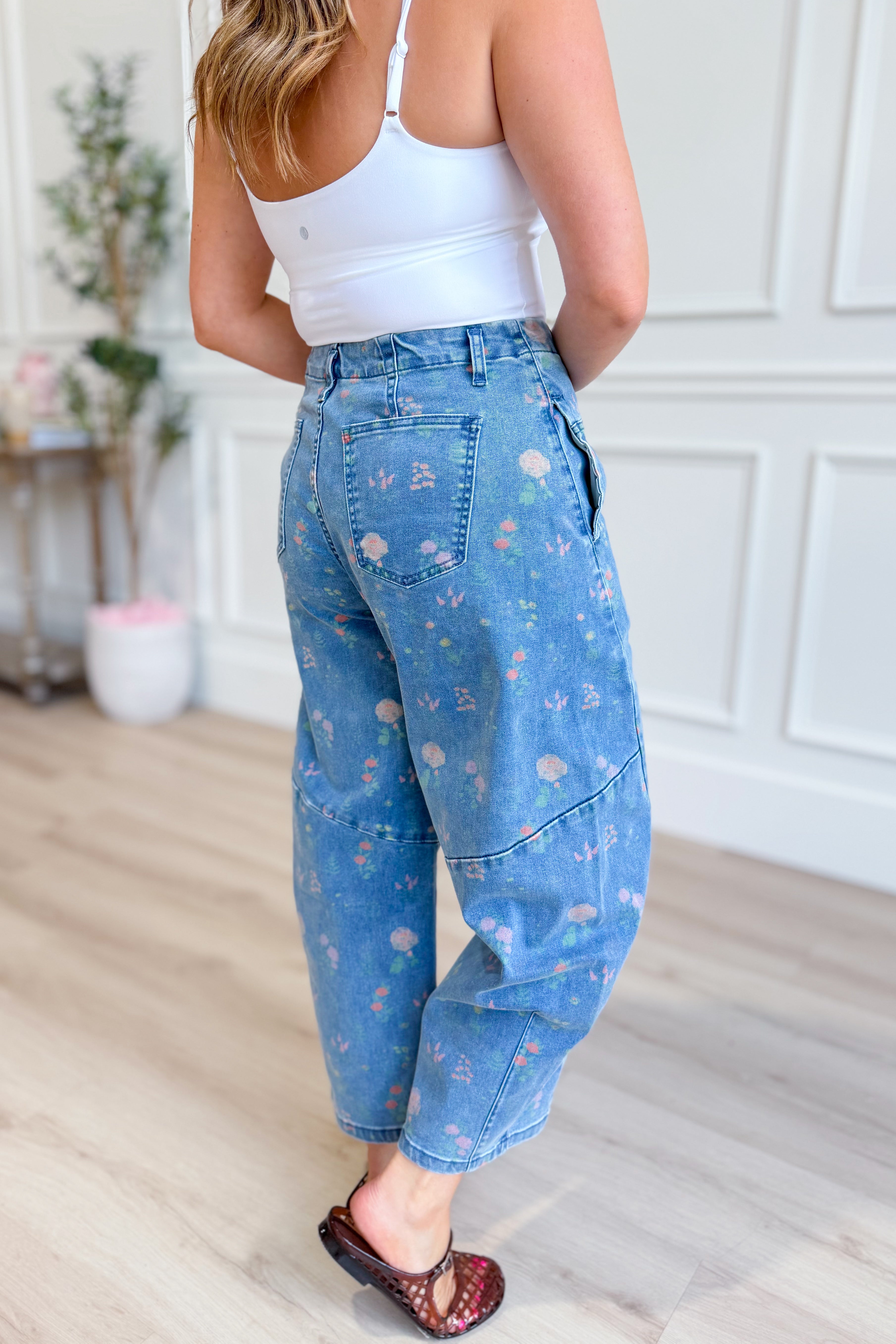 EASEL Chris Flower printed washed denim 147 novelty jeans with floral pattern and distressed finish, front view showing detailed design.