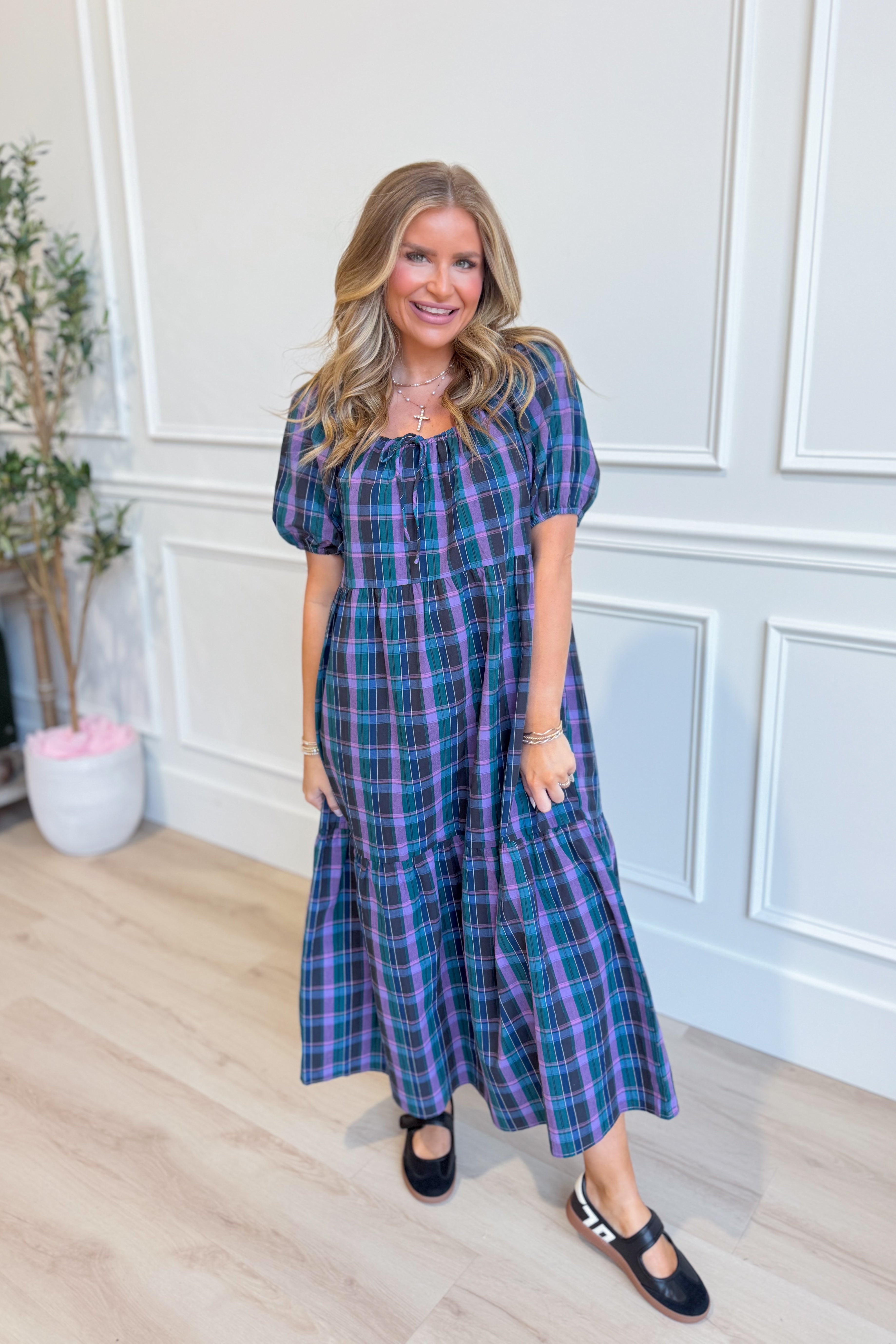 WISHLIST Landon Green Plaid Puff Sleeve Maxi Dress with long puffed sleeves and flowing skirt, stylish dressy dress for women.
