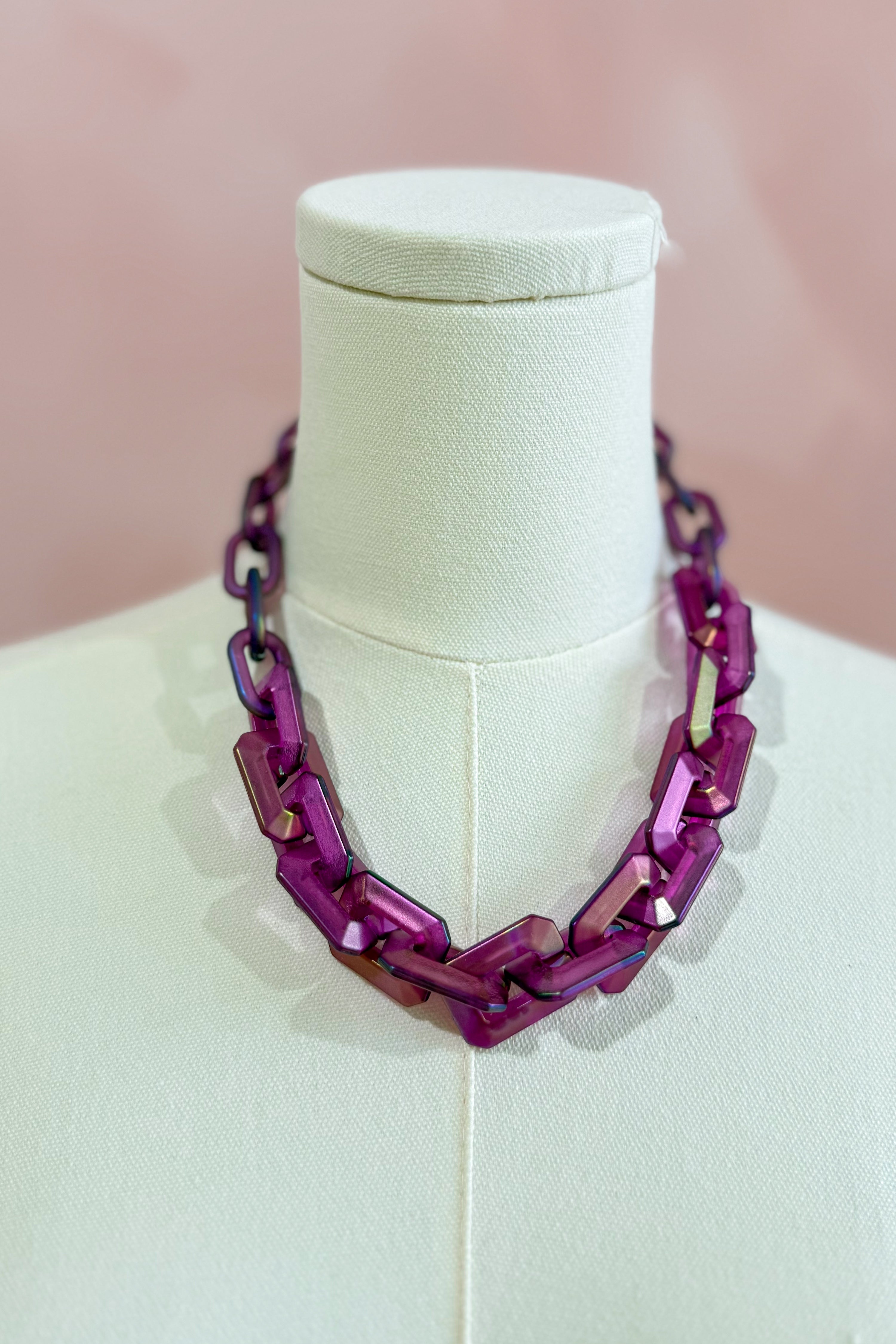 Zenzii Irene Resin Link Necklace - Be You Boutique