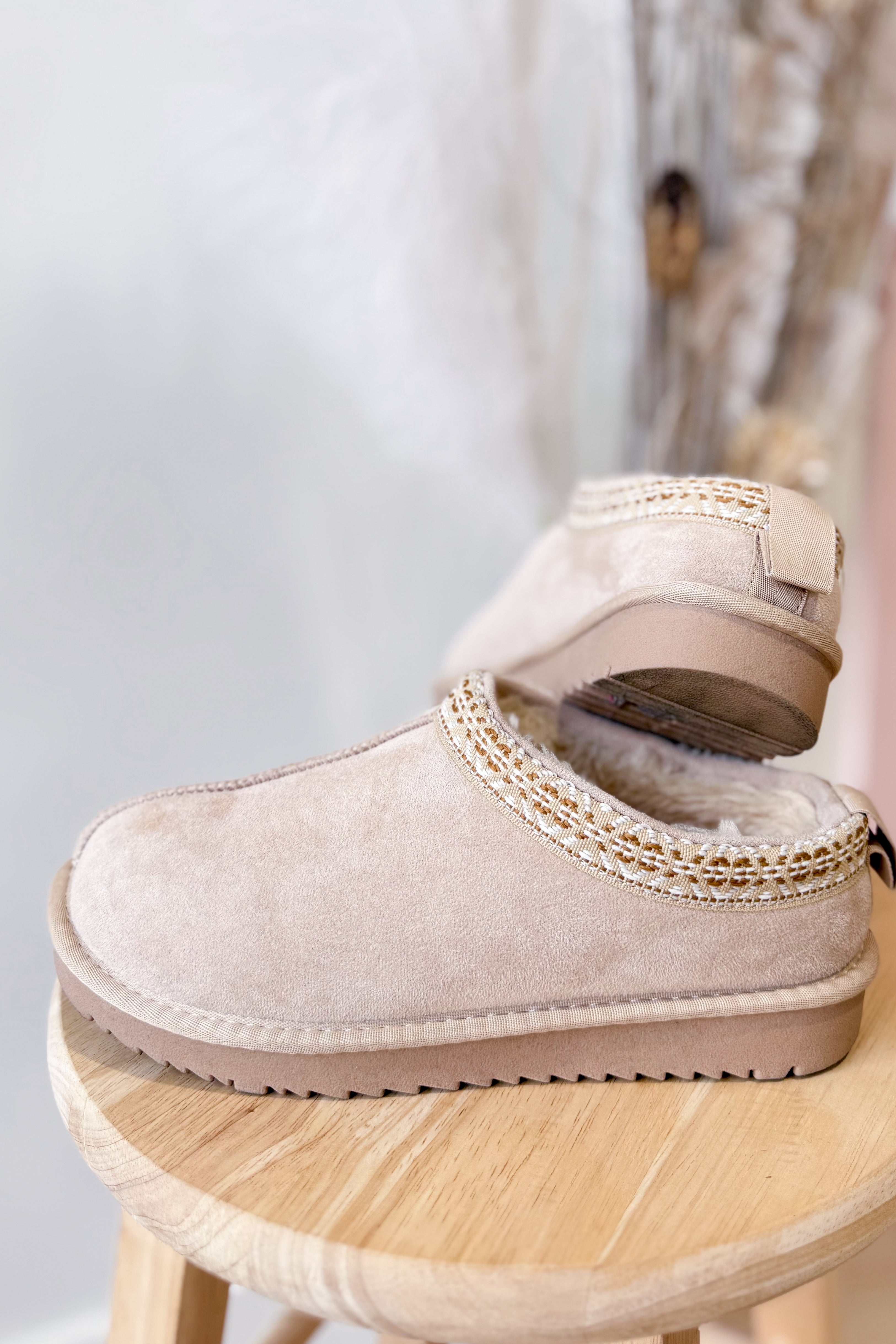 argue×U-DOT SLIP-ON NUDE BEIGE NEW ARRIVALS – Tagged 