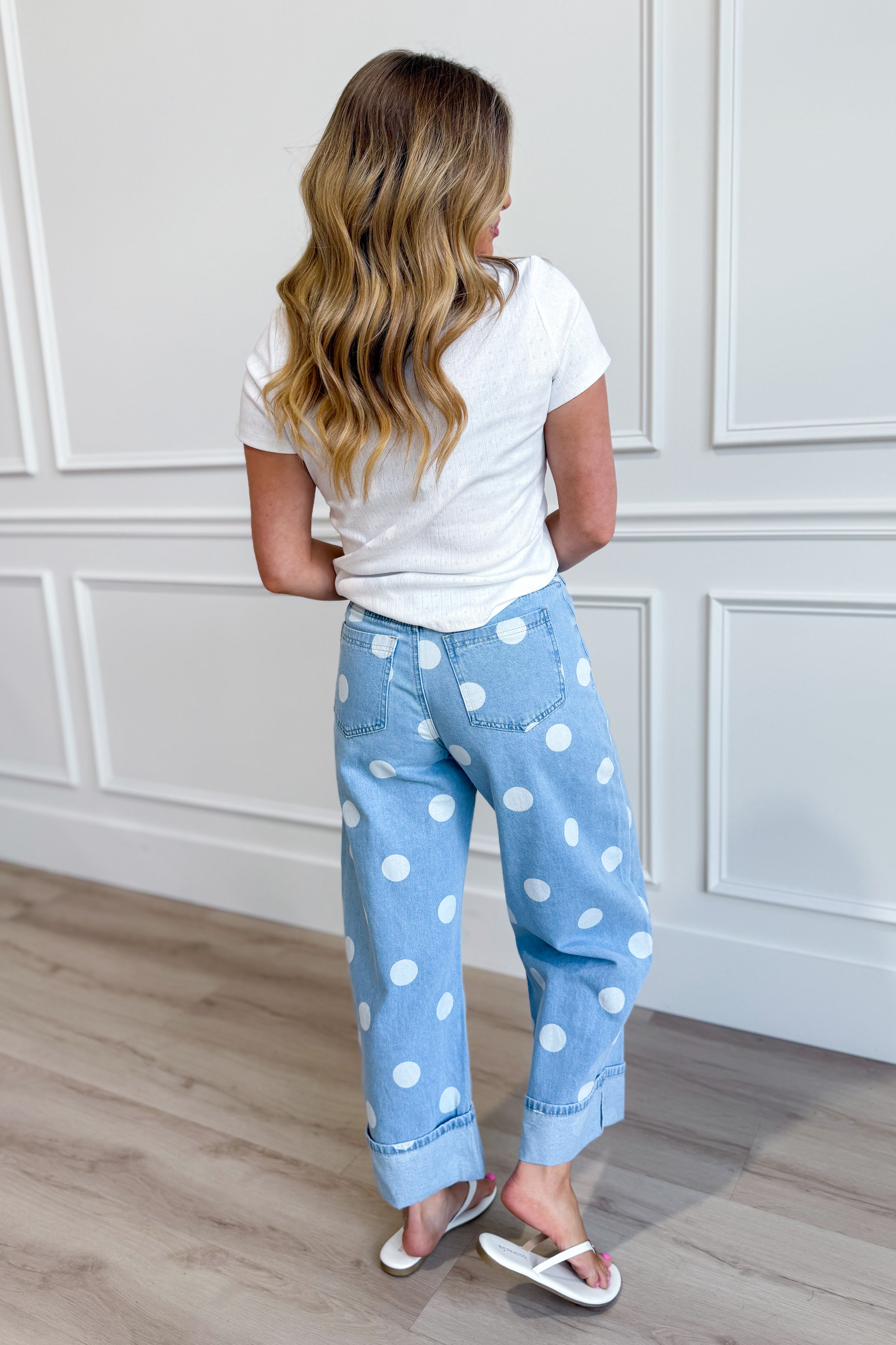 Peach Love Luis polka dot rolled hem barrel jeans with novelty 147 style, featuring a relaxed fit and playful polka dot pattern.