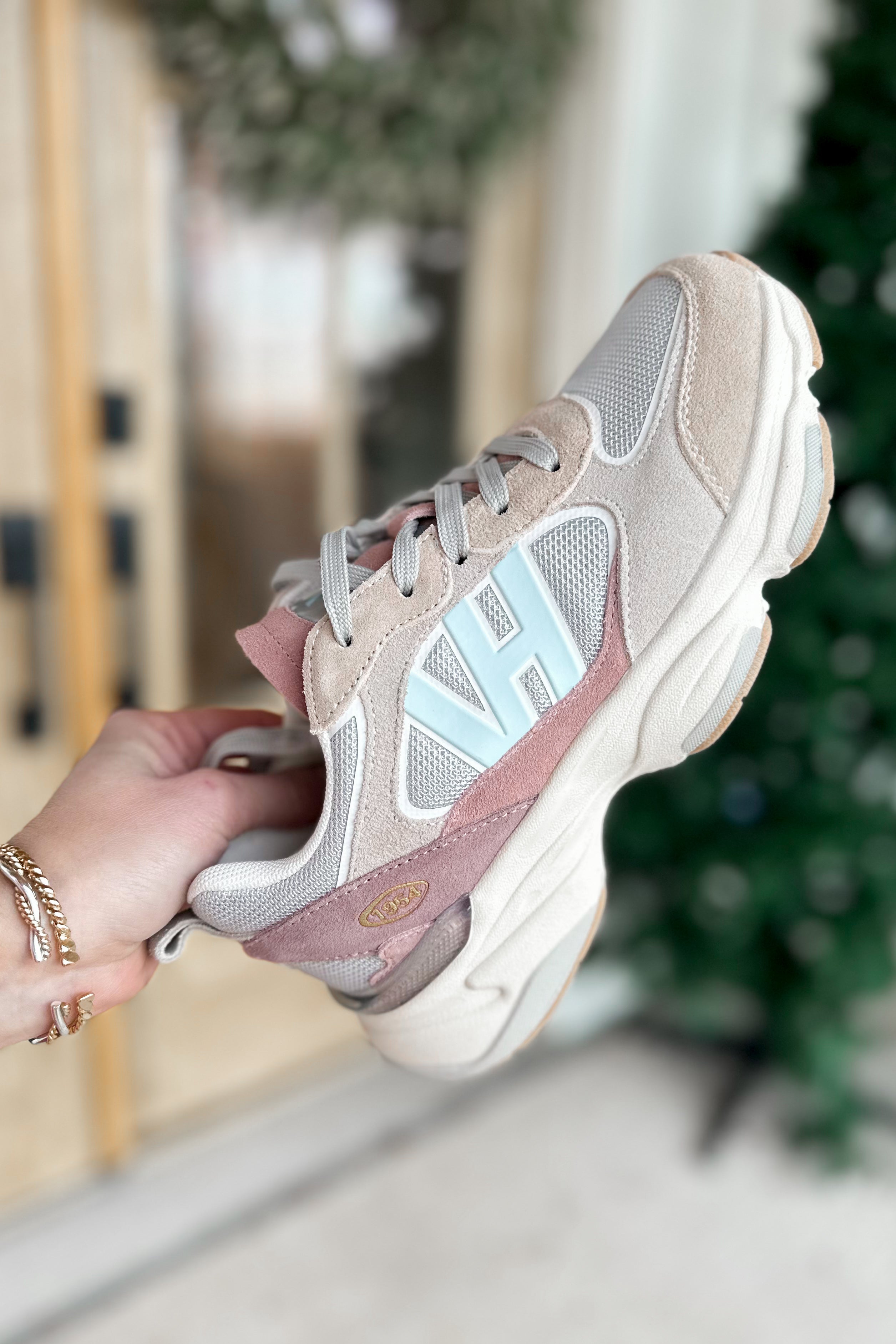 Vintage Havana Dash 8 Running Sneakers - Be You Boutique