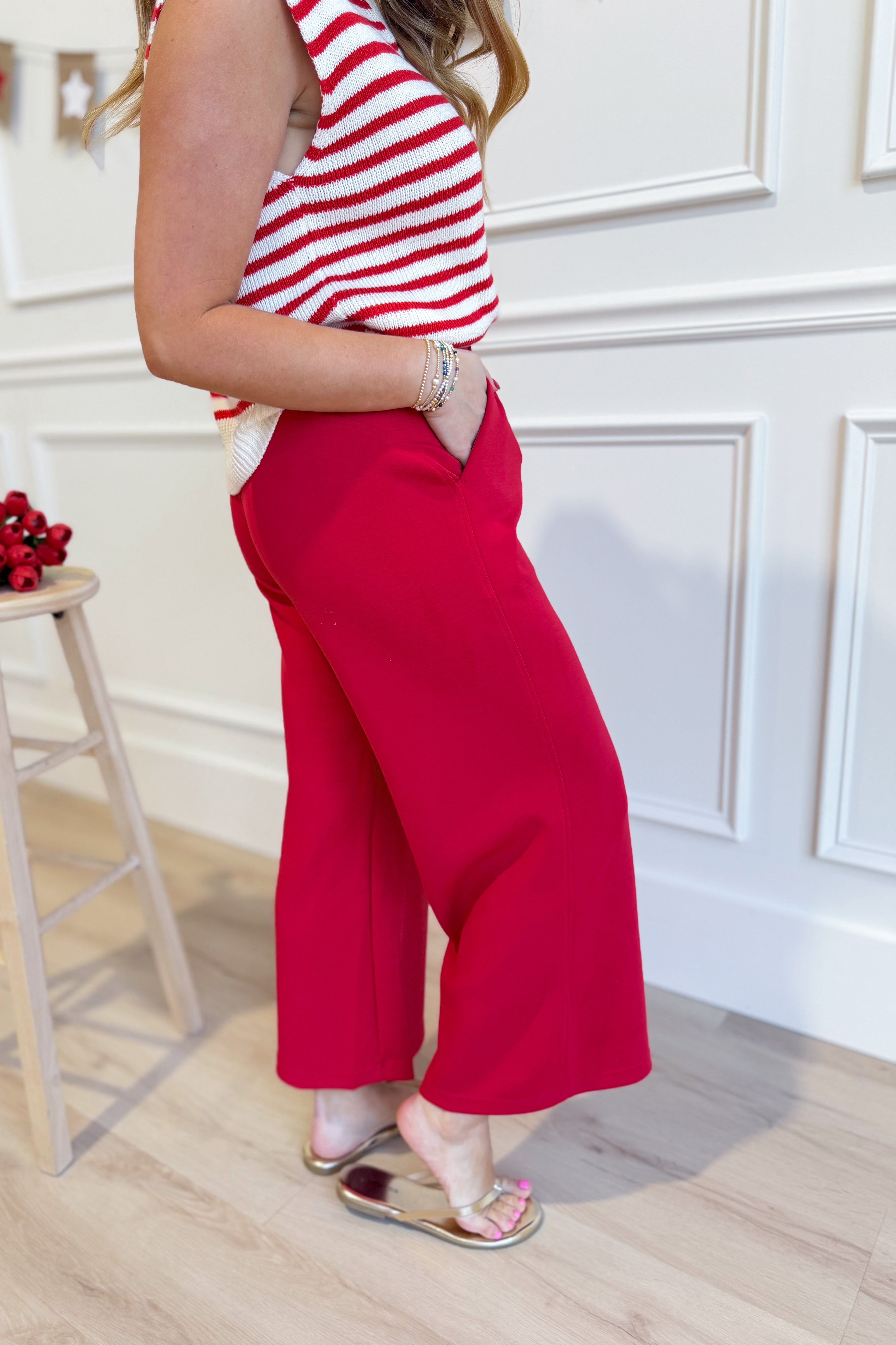 Raemod Norma cropped wide-leg pants in 156 style, featuring flowing fabric and relaxed fit for casual or chic looks.