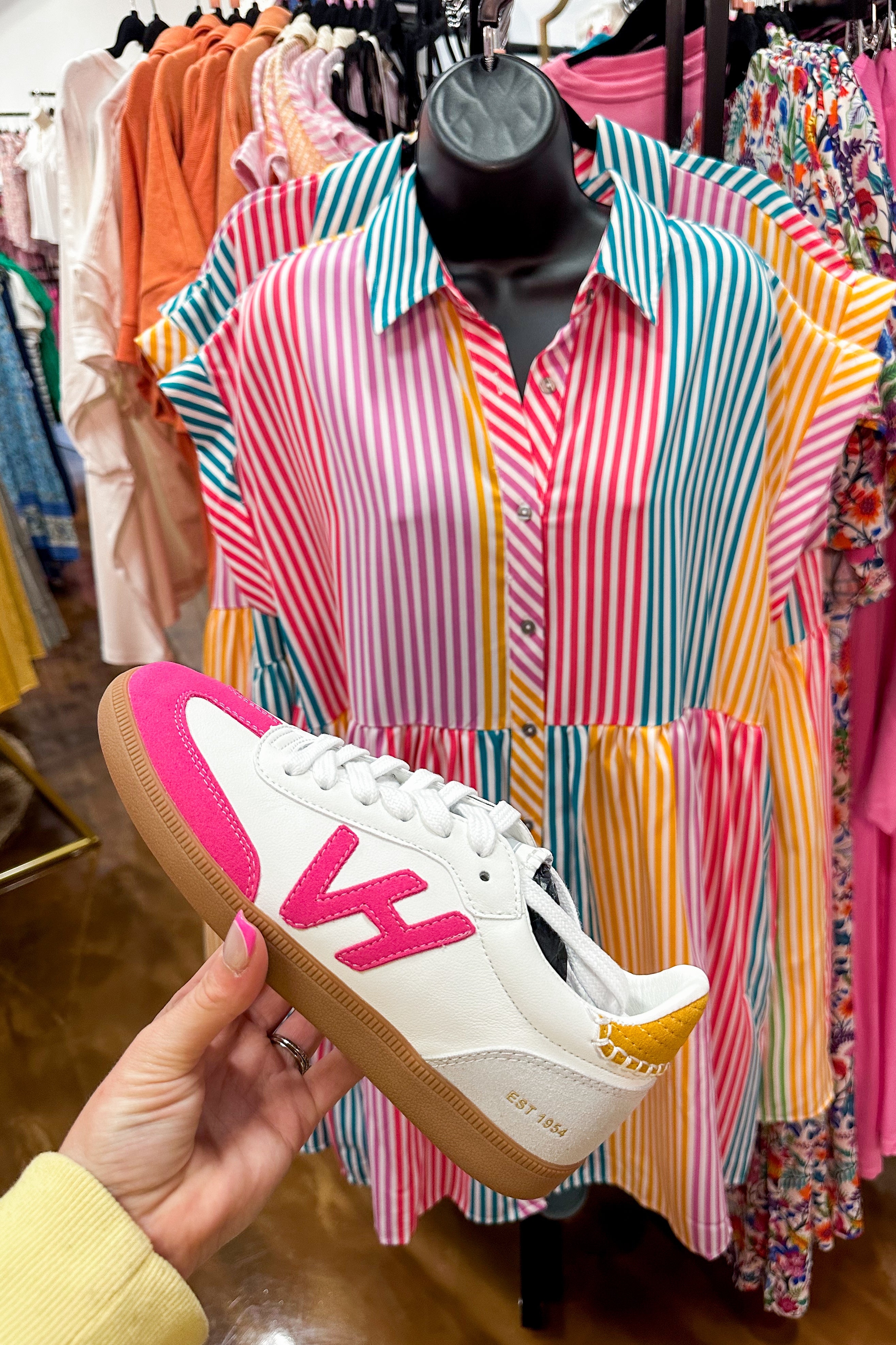 Vintage Havana Crisp 12 White / Neon Pink Low Top Sneaker - Be You Boutique