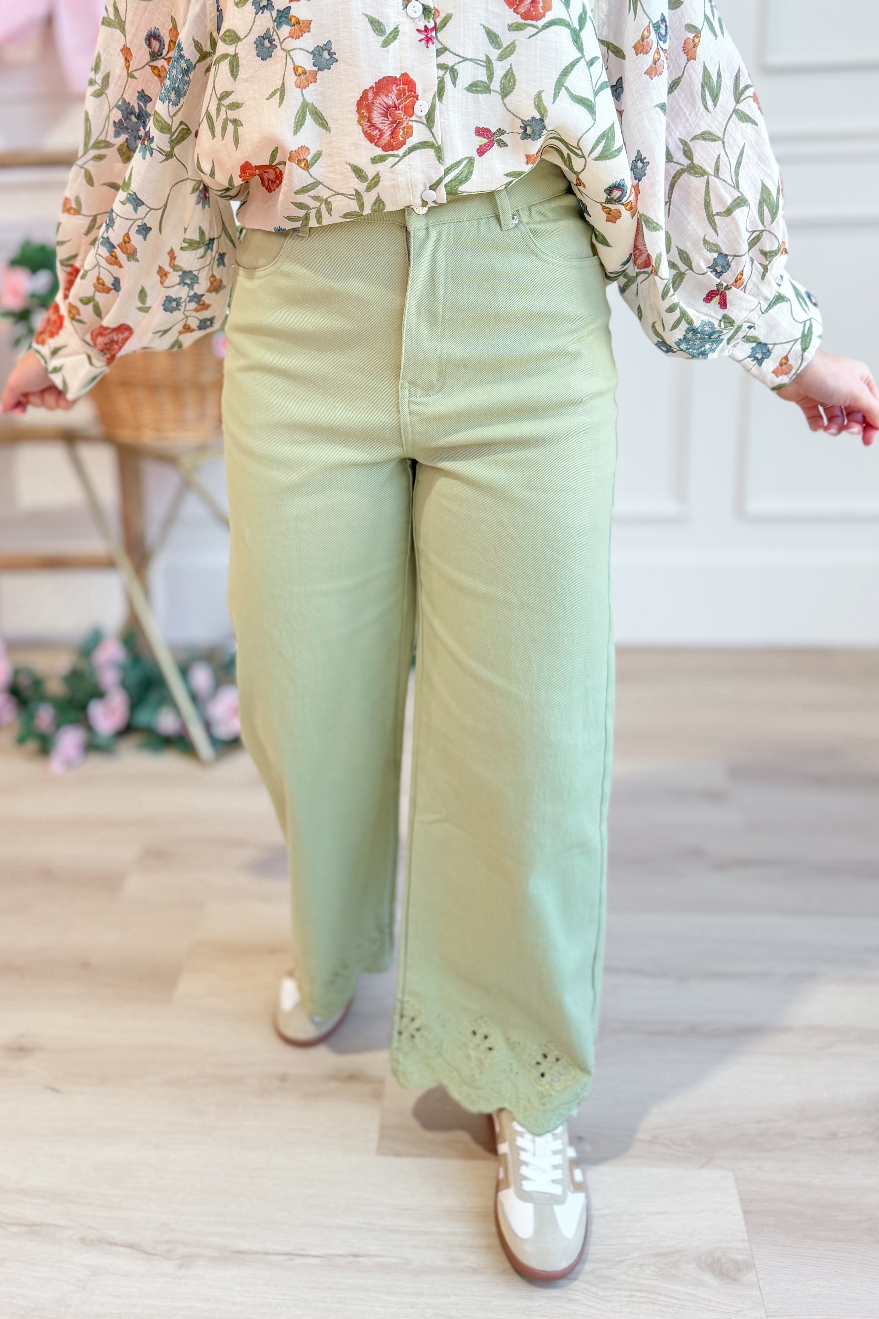 Cody Scallop Eyelet Trim Pant - Be You Boutique