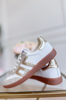 Beige gold BACK 70 Cloud Sneaker, 205 sneakers with sleek design and comfortable build, shown in close-up view.