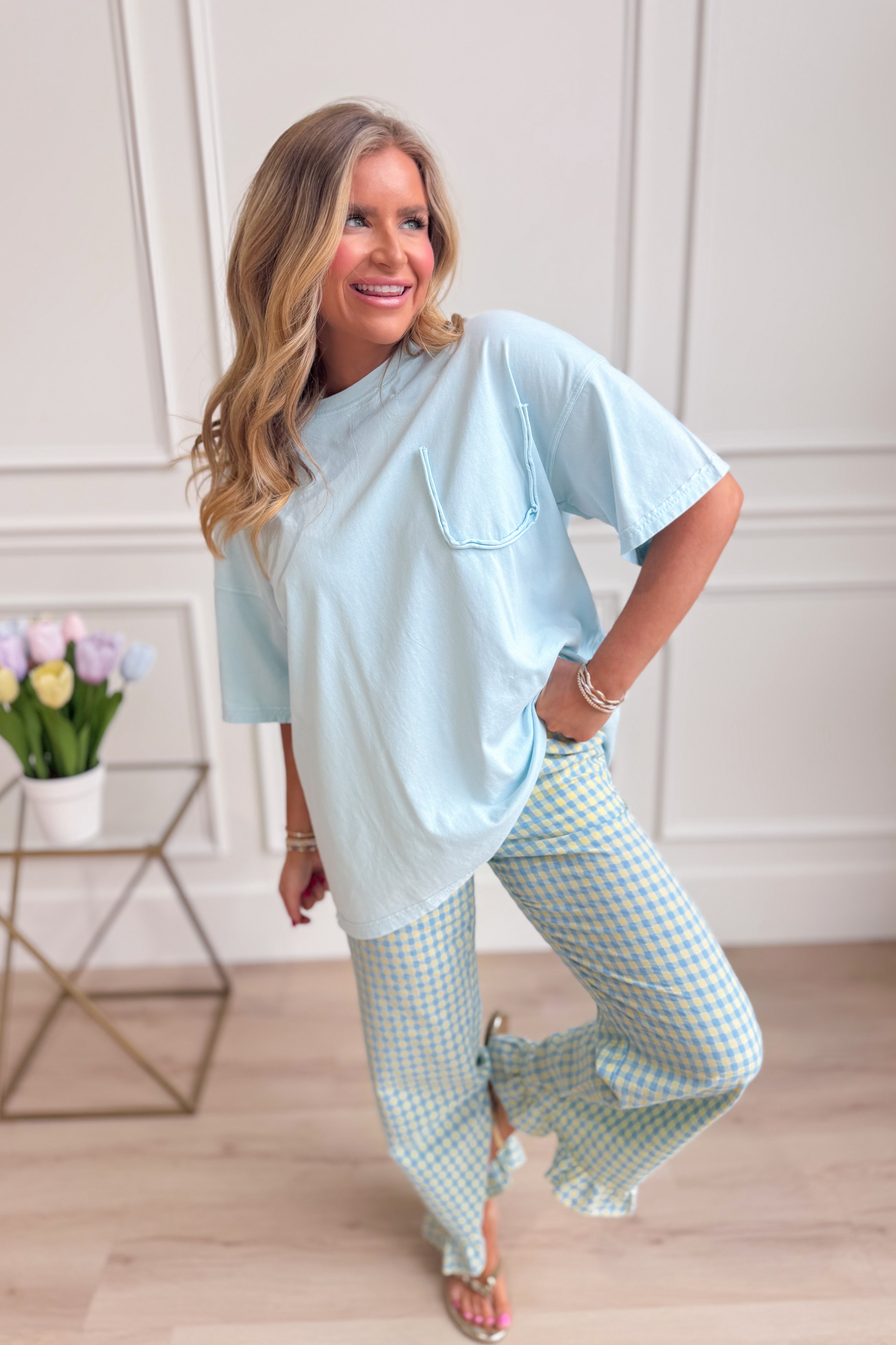 EASEL Leeland Basic Cotton Blue Casual Top, short-sleeve shirt with a relaxed fit and classic crew neckline.