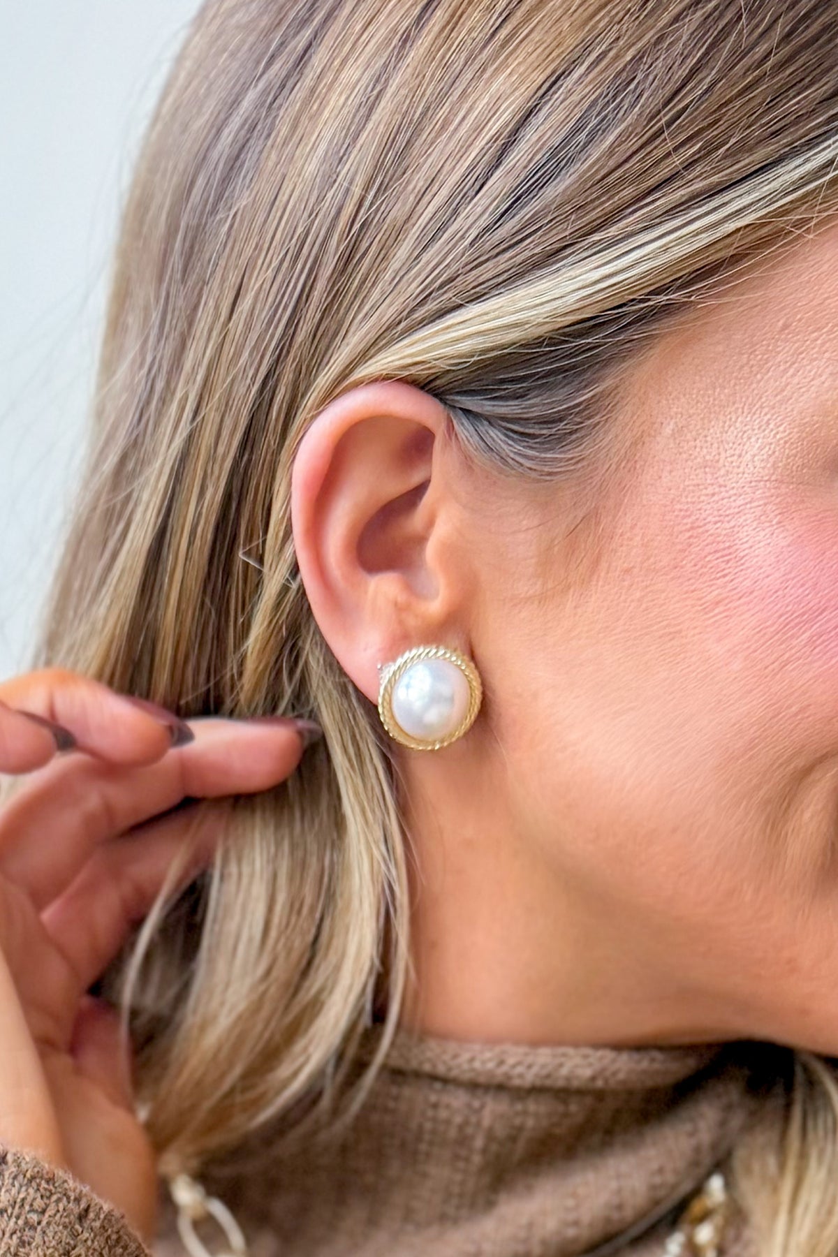 Caroline Hill Gosling Pearl Stud Earrings, 221 earrings with elegant white pearl studs and silver backings.