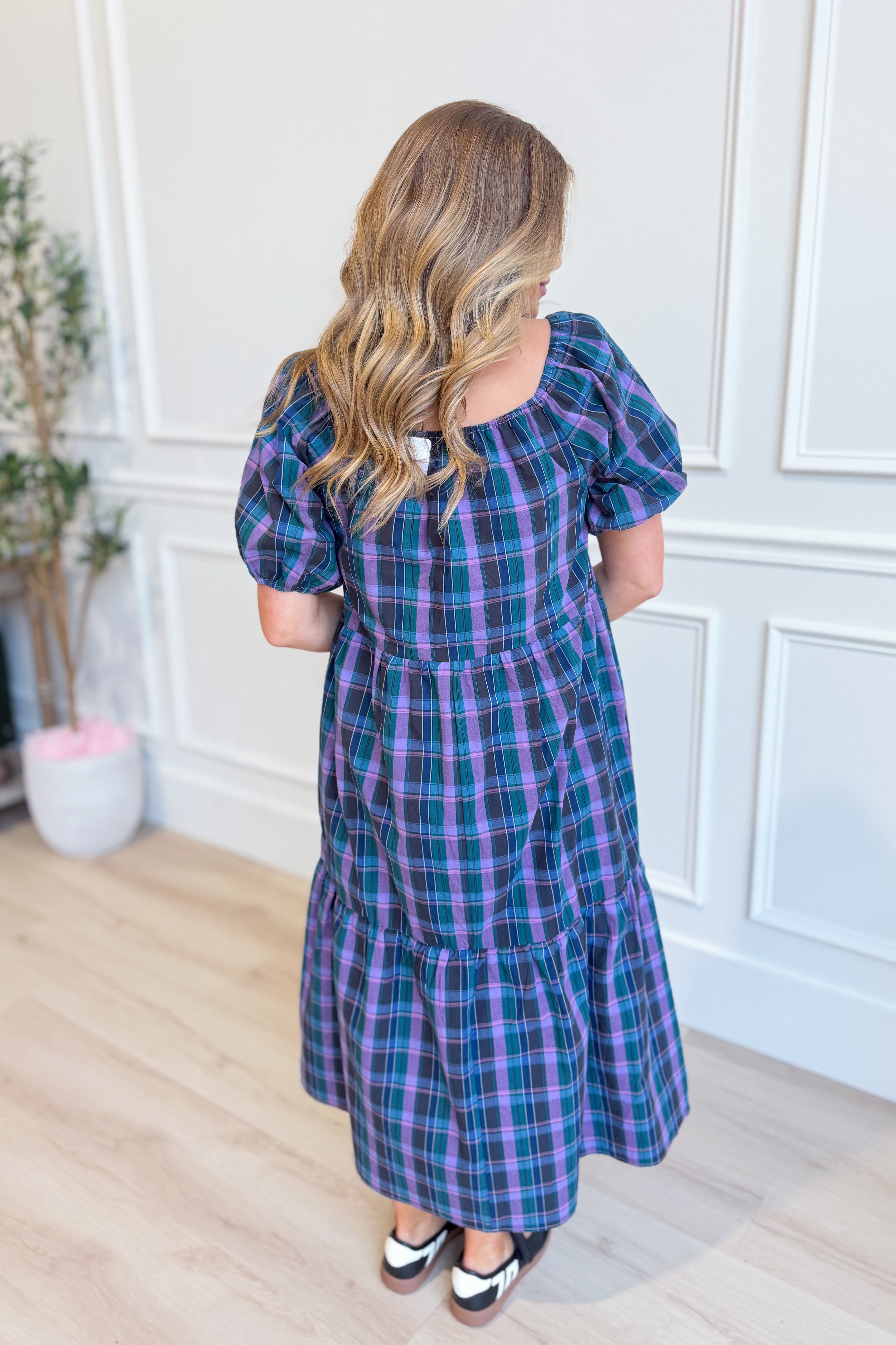 WISHLIST Landon Green Plaid Puff Sleeve Maxi Dress with long sleeves and flowy silhouette for elegant, dressy occasions.