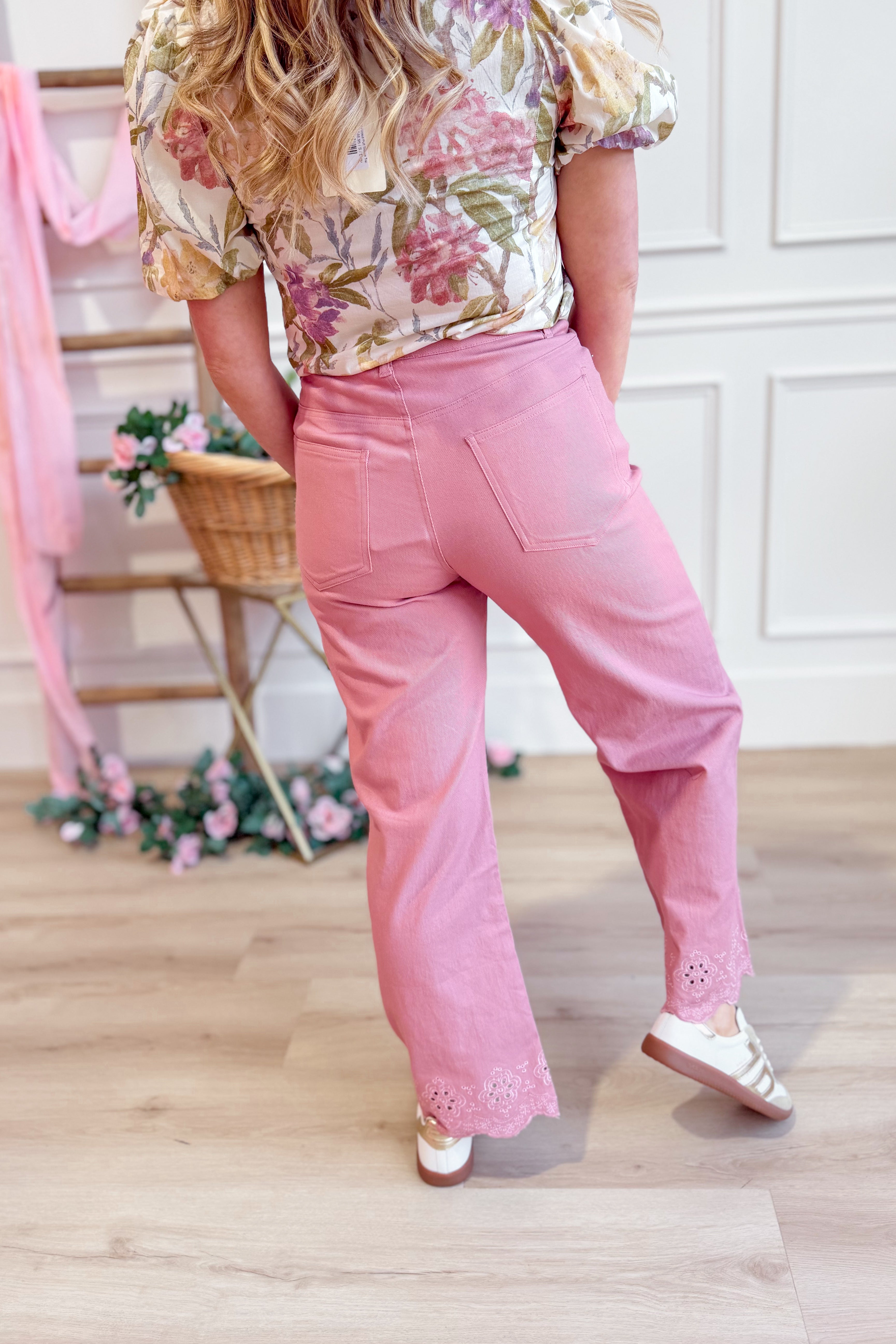 Cody Scallop Eyelet Trim Pant - Be You Boutique