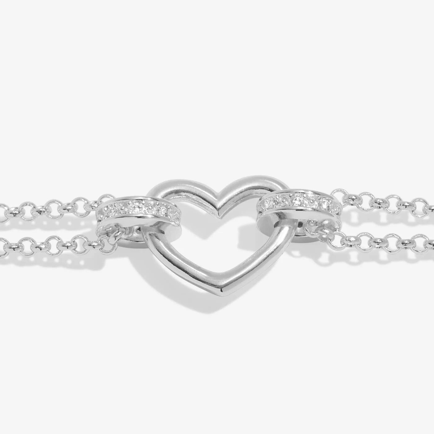 A LITTLES & CO Evermore Heart bracelet featuring a delicate silver heart charm on a fine chain.