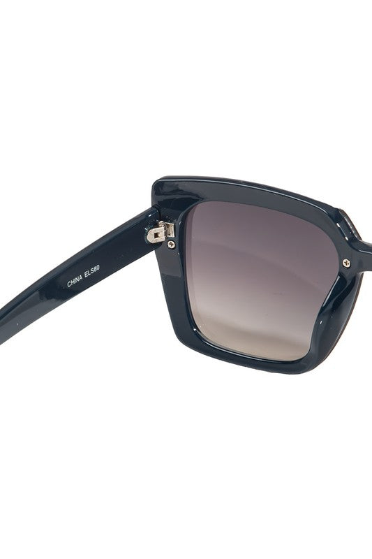 Ollie Oversized Thick Frame Square Fashion Sunglasses - Be You Boutique
