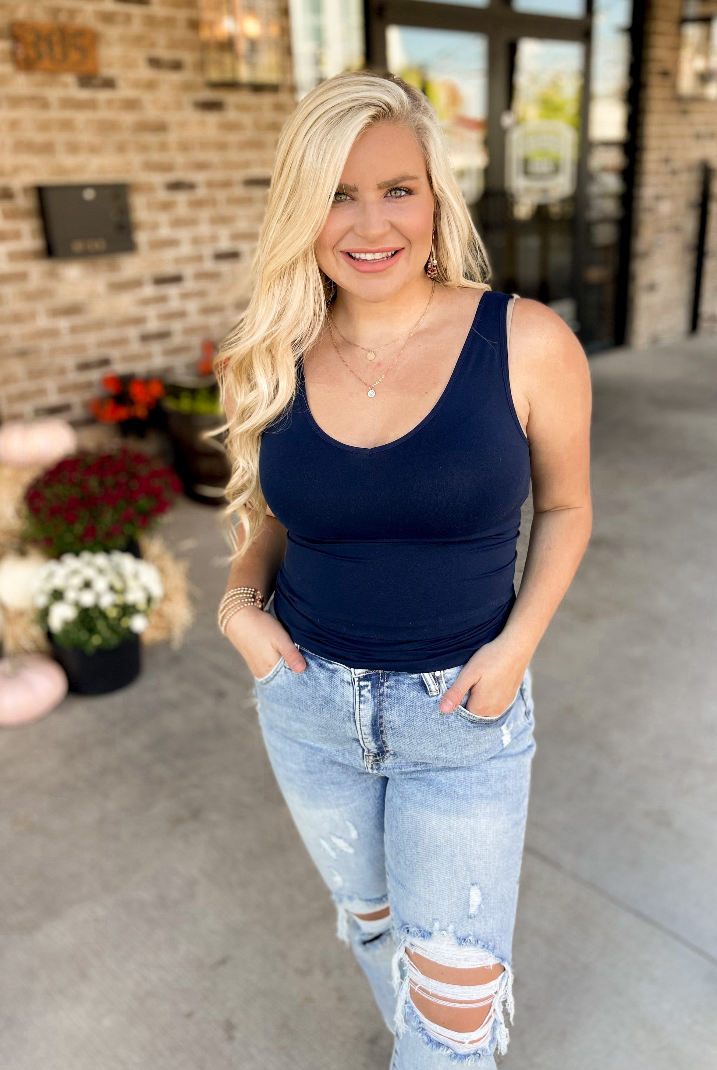 Cathy Basic Reversible Seamless Tank ~ Navy - Be You Boutique