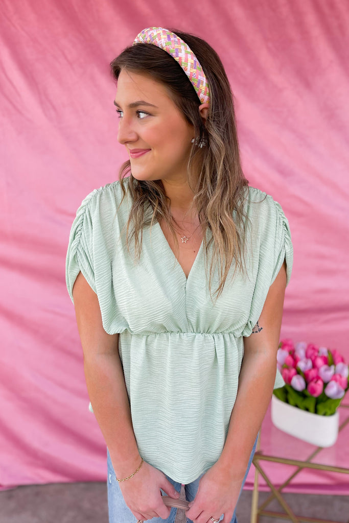 Lordes V Neck Short Sleeve Crinkle Top - Be You Boutique