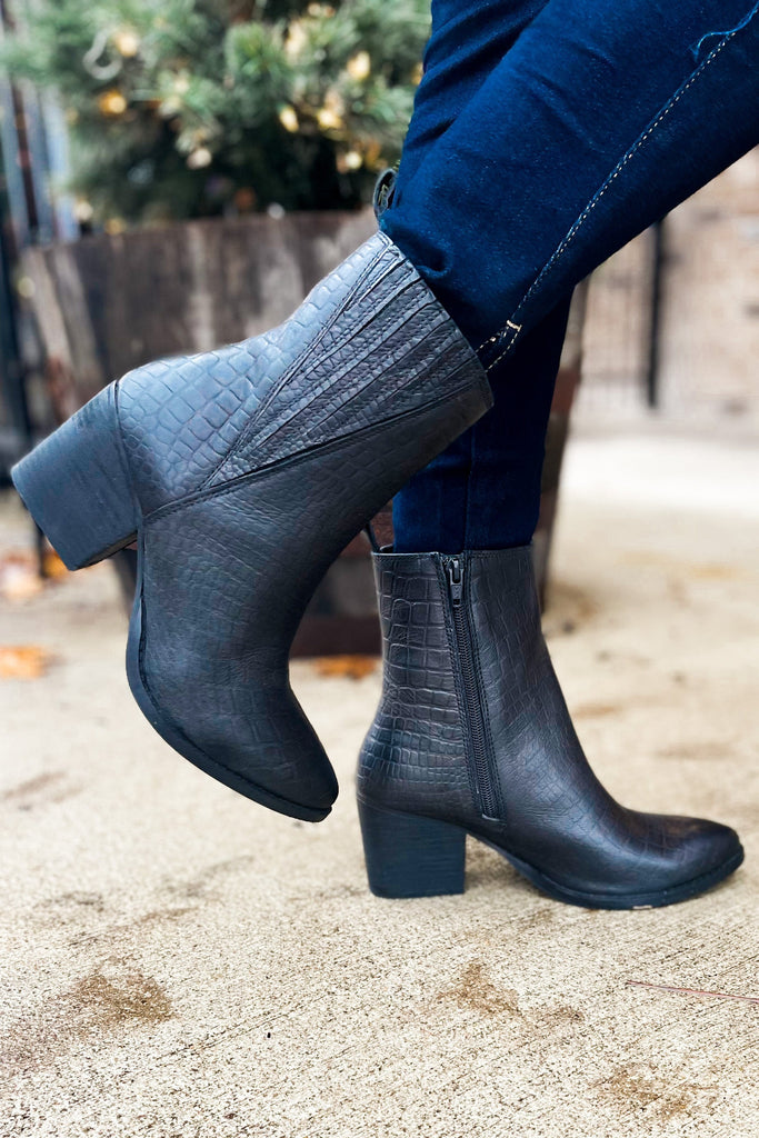 {Last Chance} Naughty Monkey Taris Black Booties **FINAL SALE** - Be You Boutique