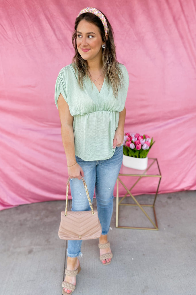 Lordes V Neck Short Sleeve Crinkle Top - Be You Boutique