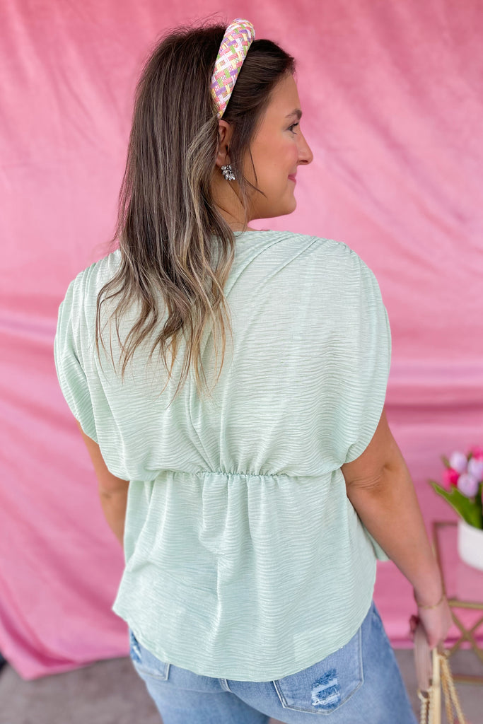 Lordes V Neck Short Sleeve Crinkle Top - Be You Boutique
